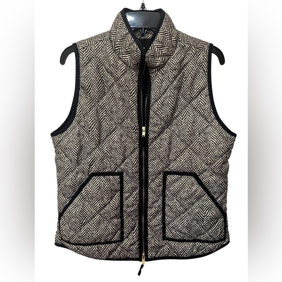 J. Crew Jackets & Blazers - J. Crew Quilted Front Zip Vest